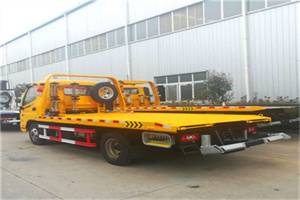 冷水江附近拖车救援搭电